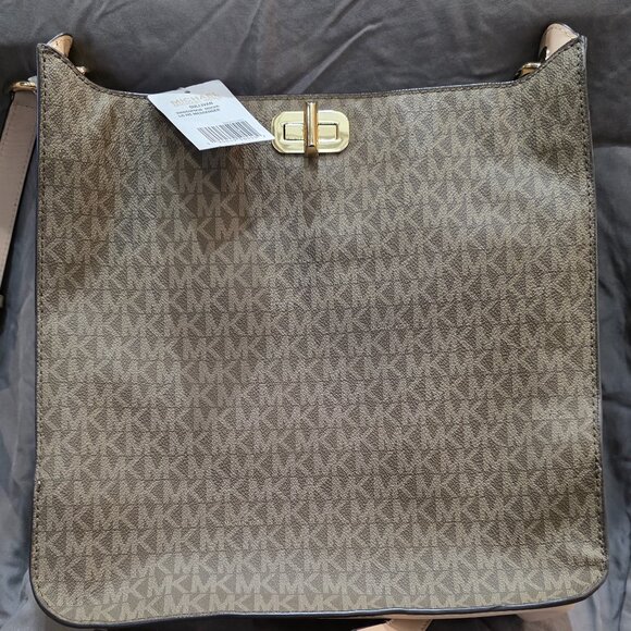 Michael Kors large Crossbody NS - Picture 1 of 1